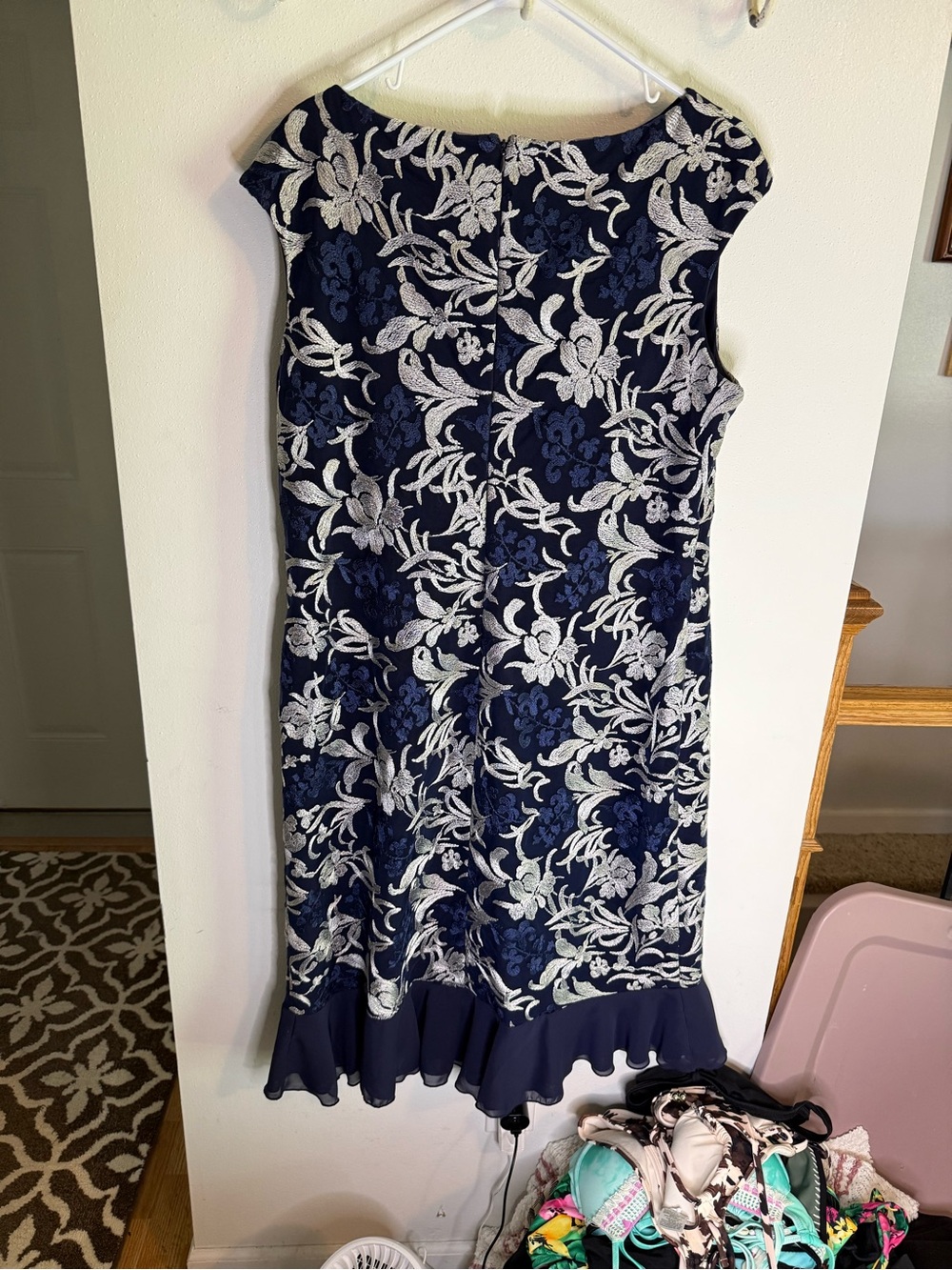 Ralph Lauren Navy and White Floral Lace Sheath Dress with Ruffle Hem - Picture 3 of 4